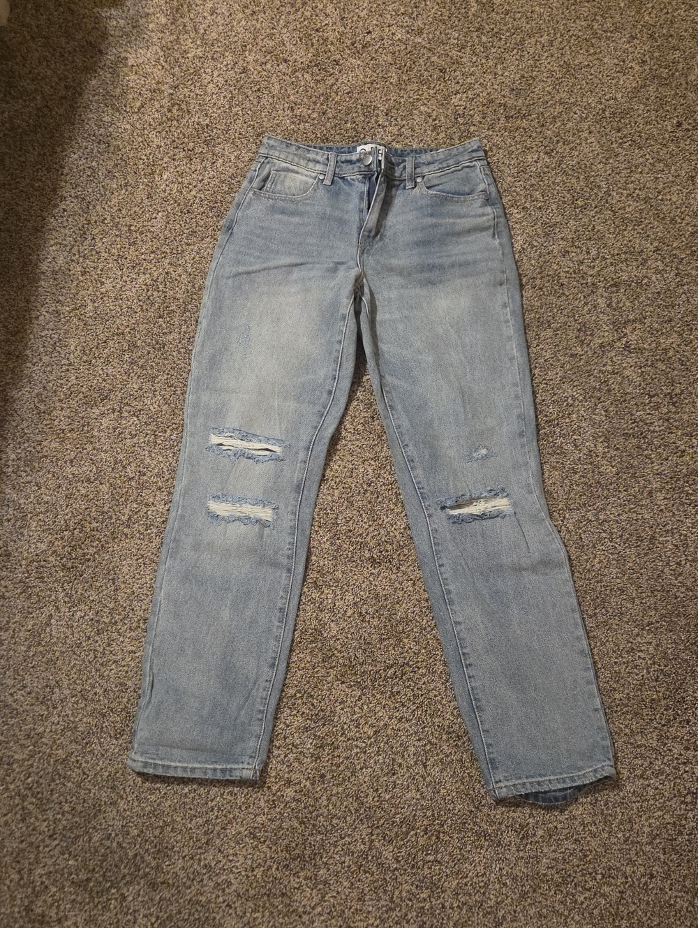 Light Wash Distressed Boyfriend Jeans for Women